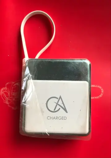 Power Bank (10000Ahm)